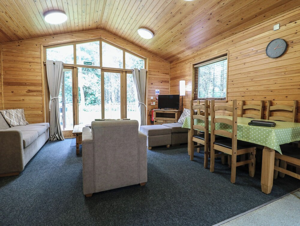 Rowan Lodge