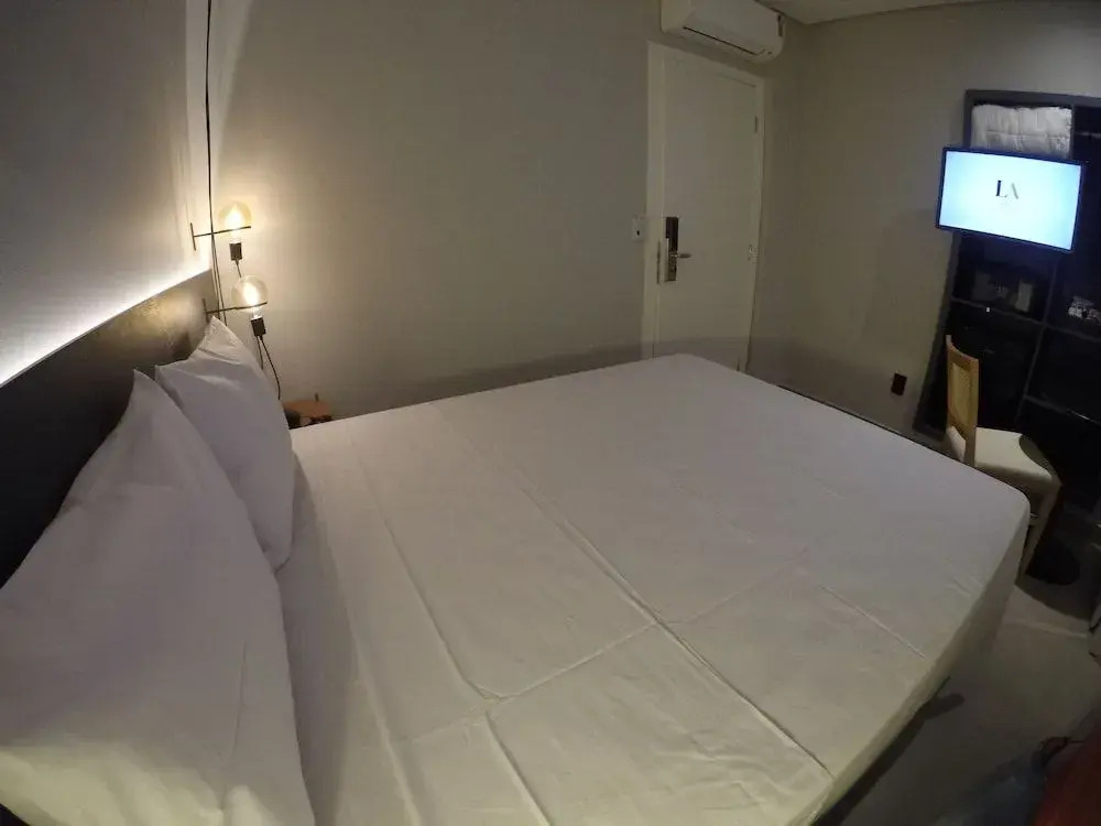 LA HOTEL VOTUPORANGA