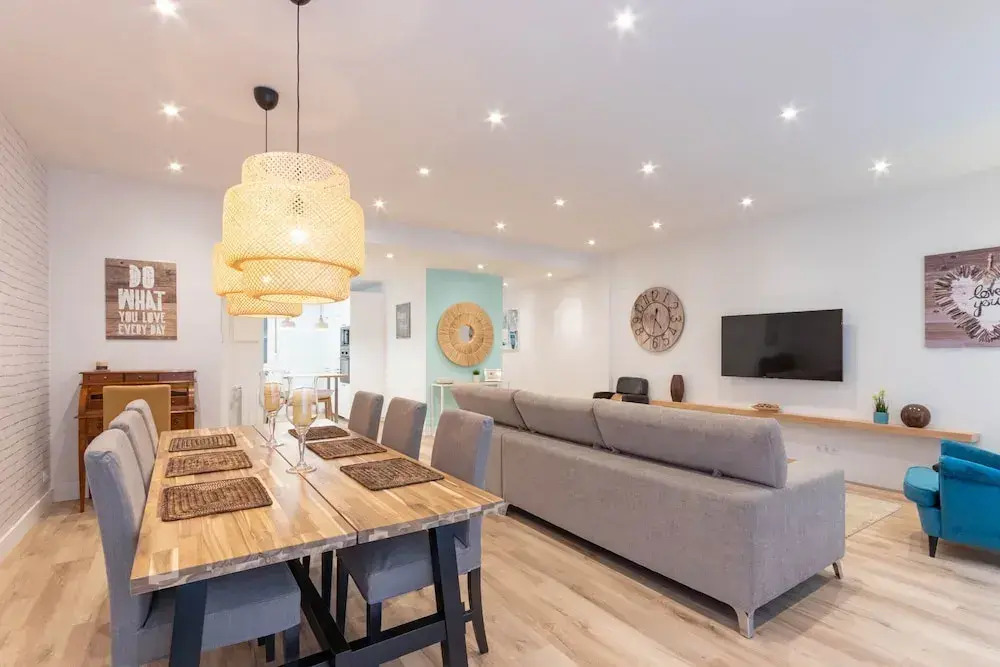 Abando Ii Apartment By Aston Rentals