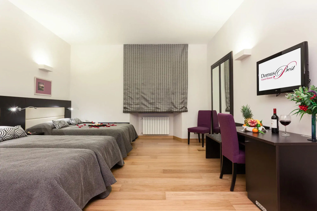 Domus Best Guest House