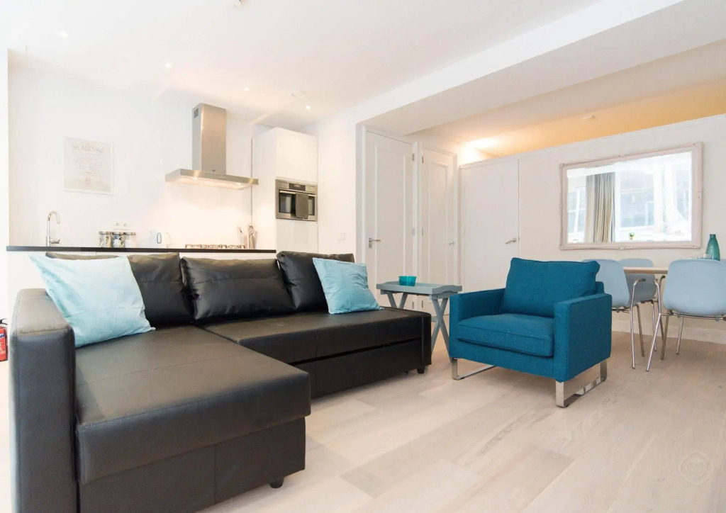 Old City Centre apartments - Central Station area