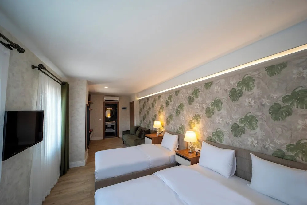 MELL City Suites Hotel