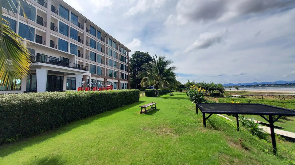 The River Hotel