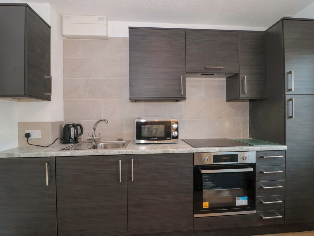 Flat 24