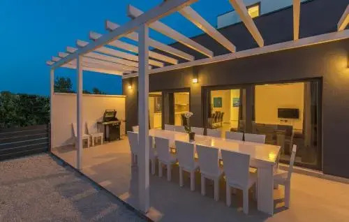 Villa Pomer