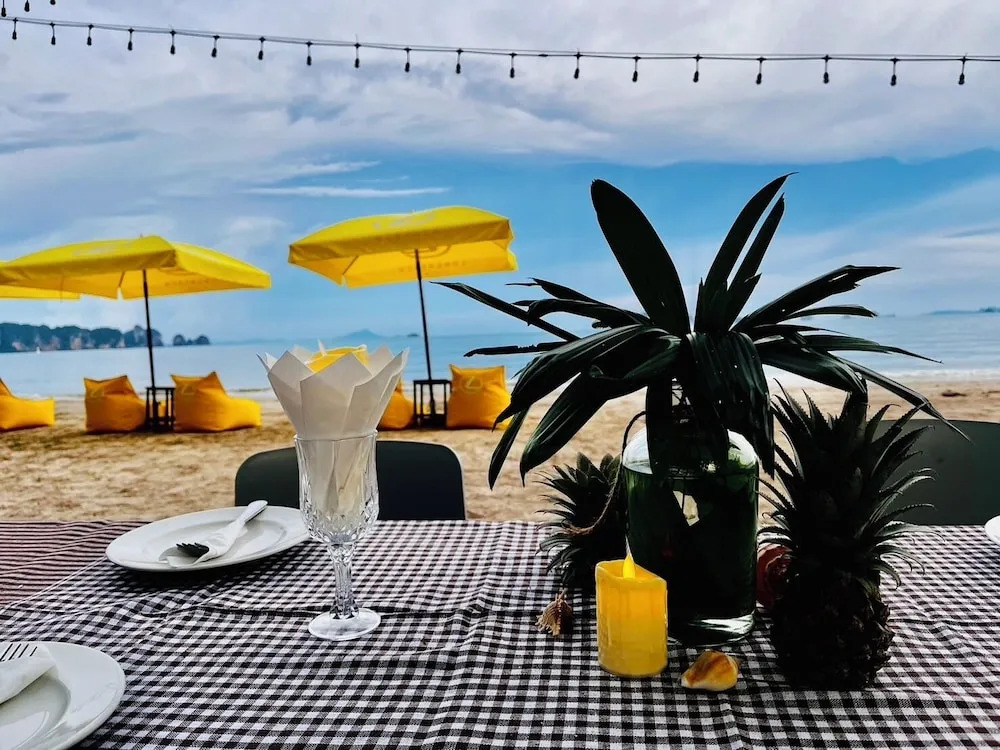 Long Beach Club Krabi