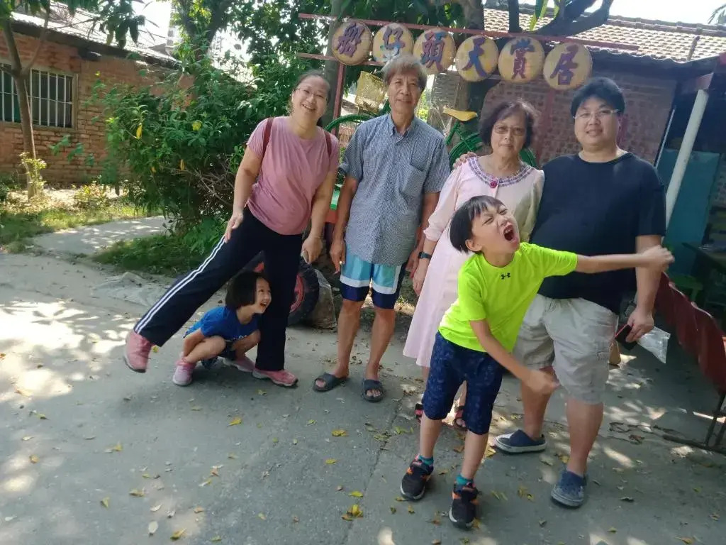 Chiayi Dongshi Puzi Creek Prow Sky Gift Traditional Farm Homestay