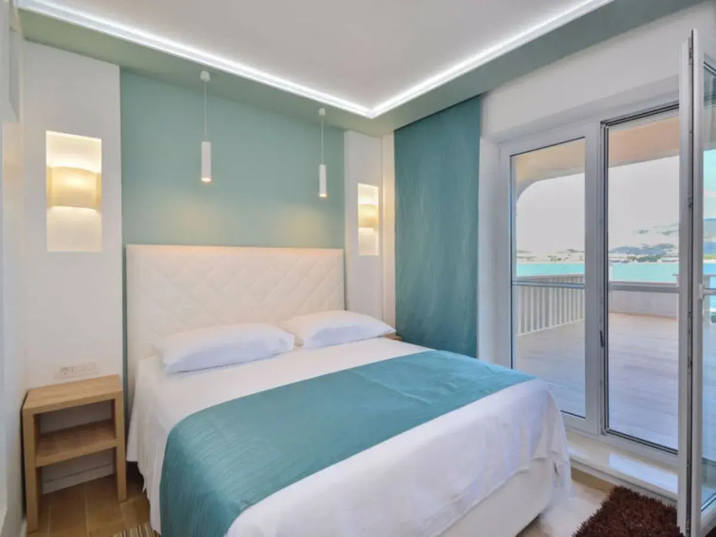 Apartment Mornar Trogir/Arbanija 26307