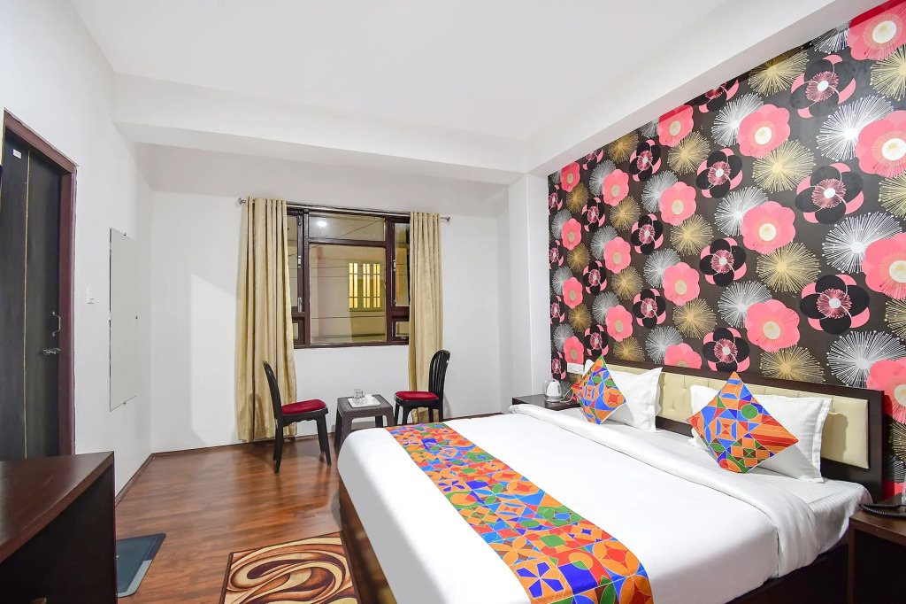 Fabhotel Snoopy