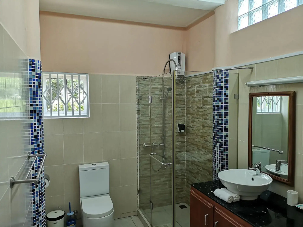Glacis Heights Villa