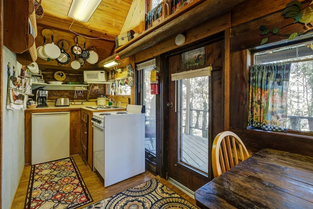 Cobb Creek Cabins