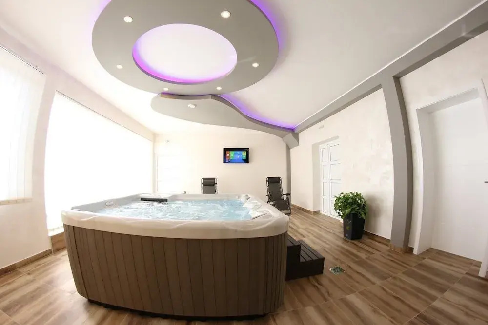 Hotel Lux