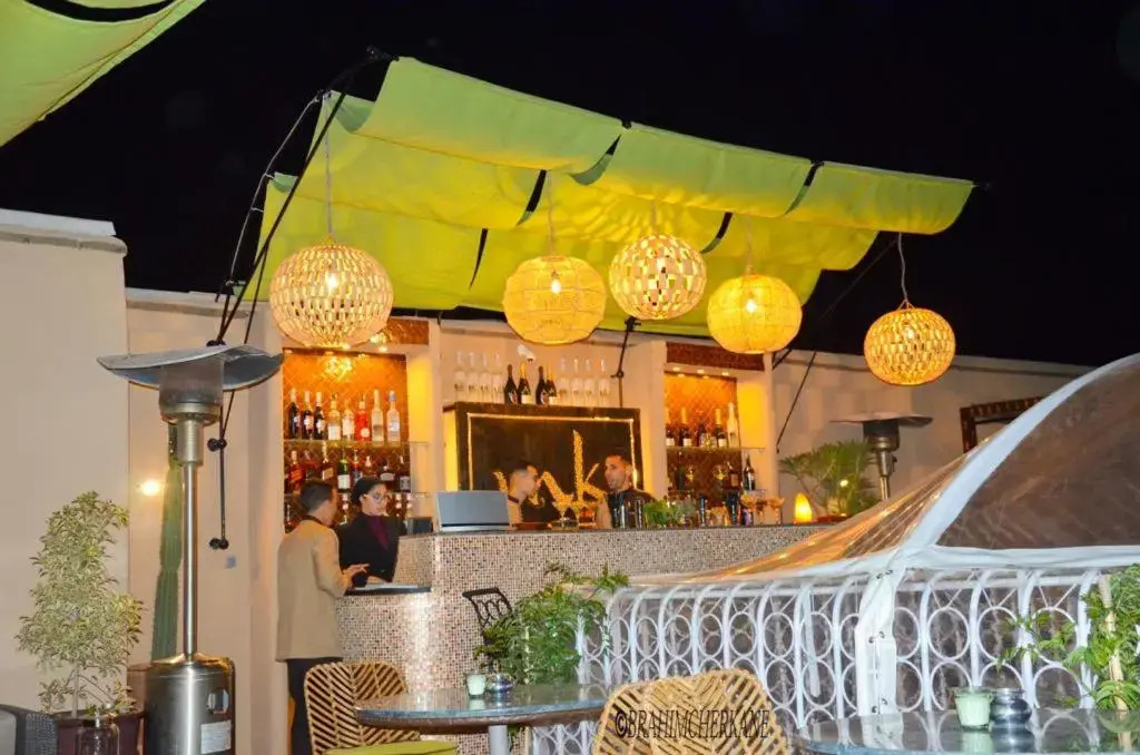 MAISON MK Adults ONLY - Music Riad