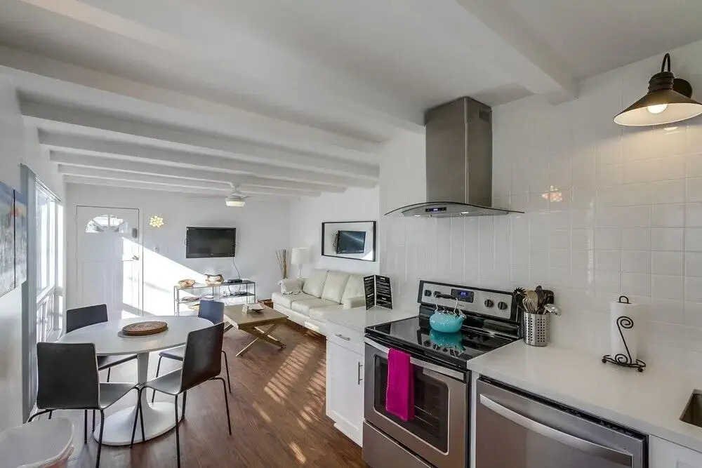 South Shore 3 2 Bedrooms 1 Bathroom Condo