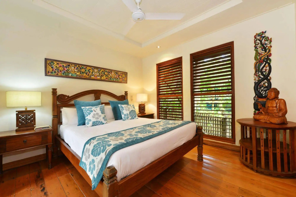 Palm Bliss Villa - A Central Balinese Pool Oasis