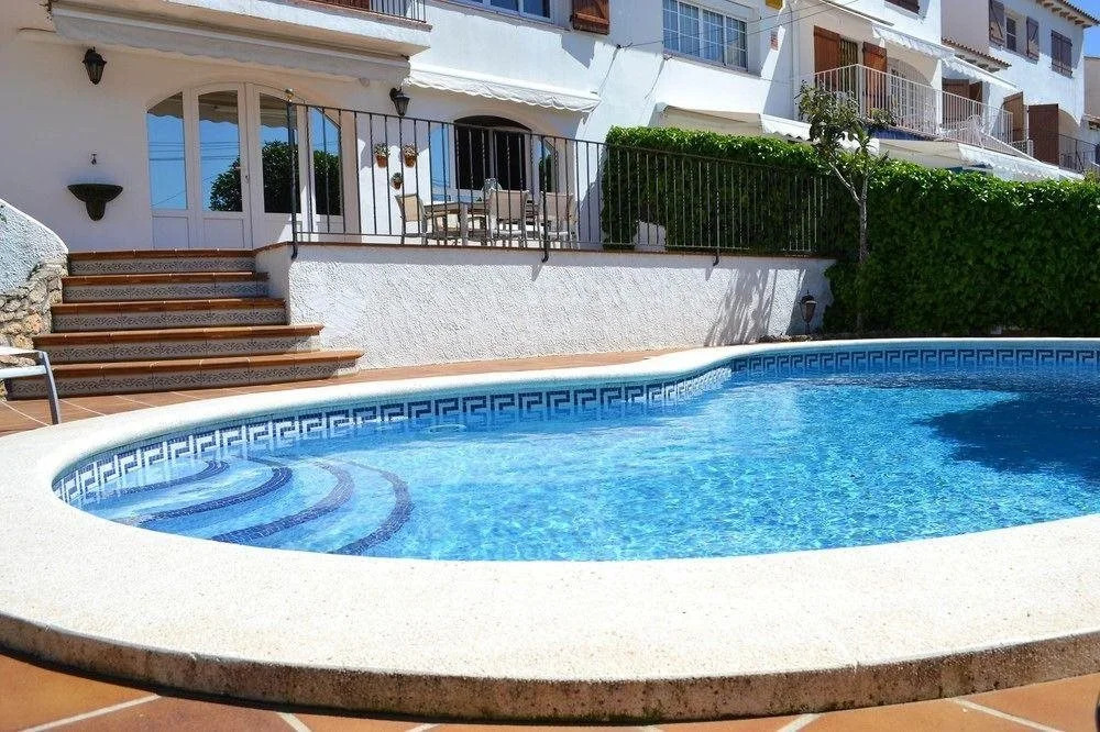 Cute House with Swimming Pool