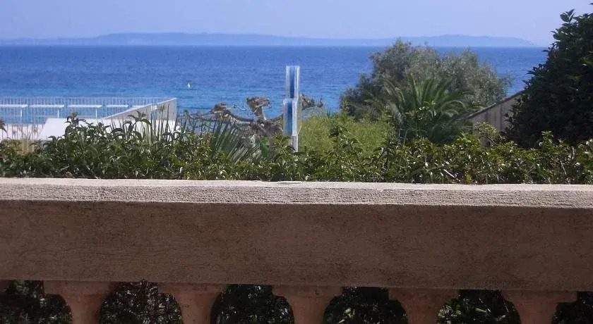 Hôtel Beau Soleil