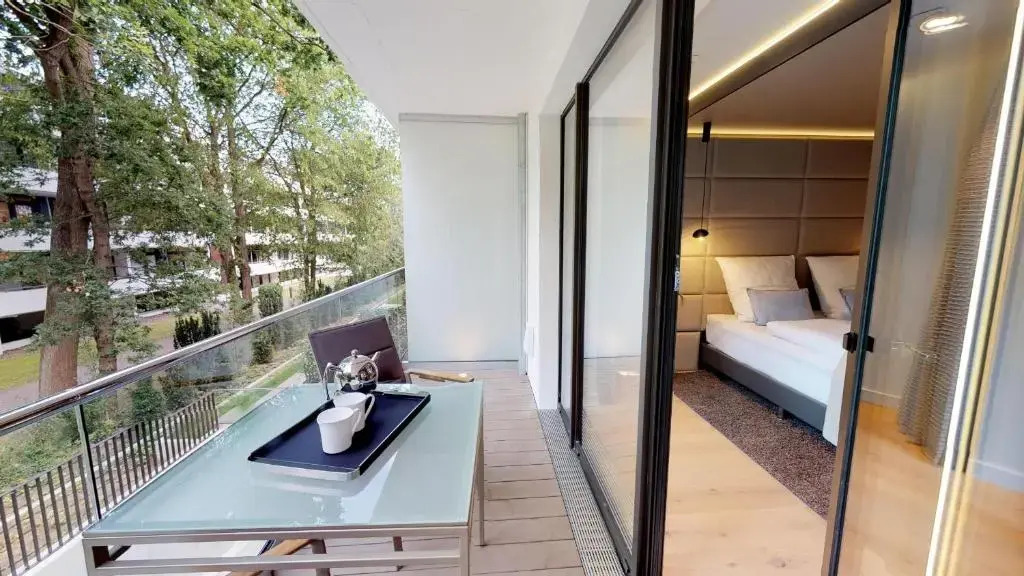 White Pearl Apartment 1.08