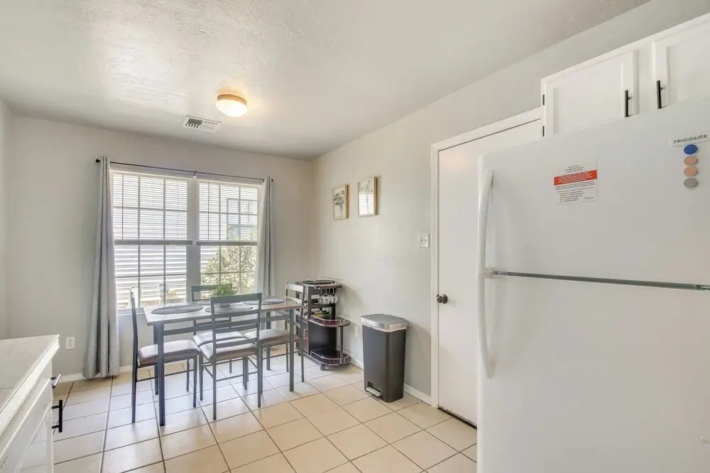 Ideally Located Lawton Retreat: 4 Mi to Fort Sill