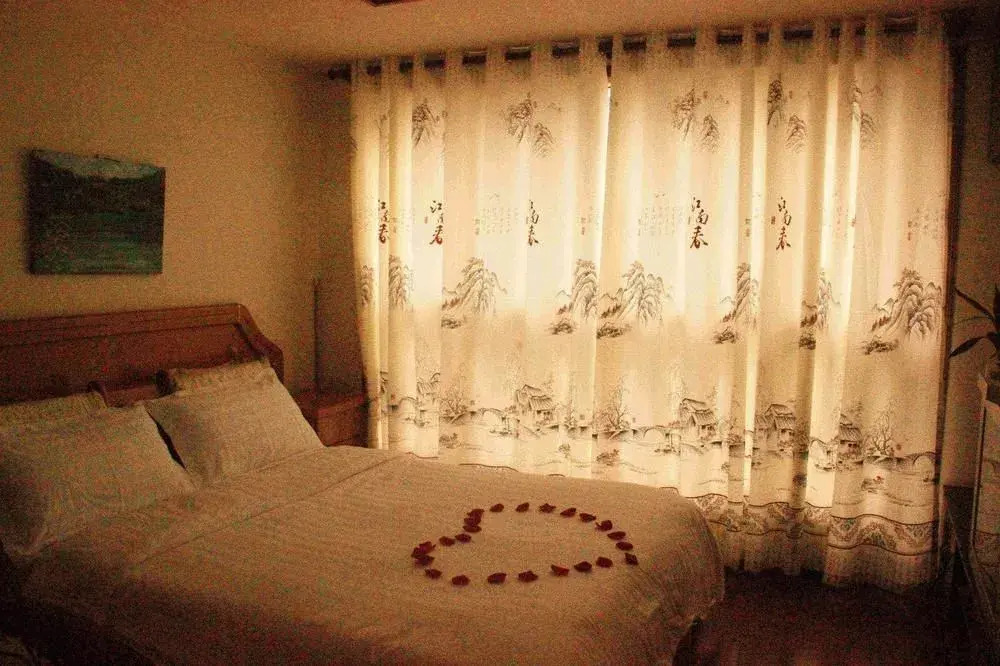 Yangguang Xingzuo Apartment Hotel