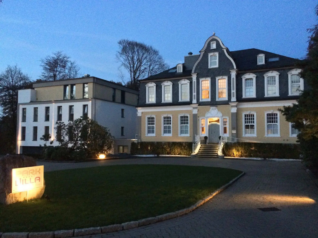 Park Villa Hotel