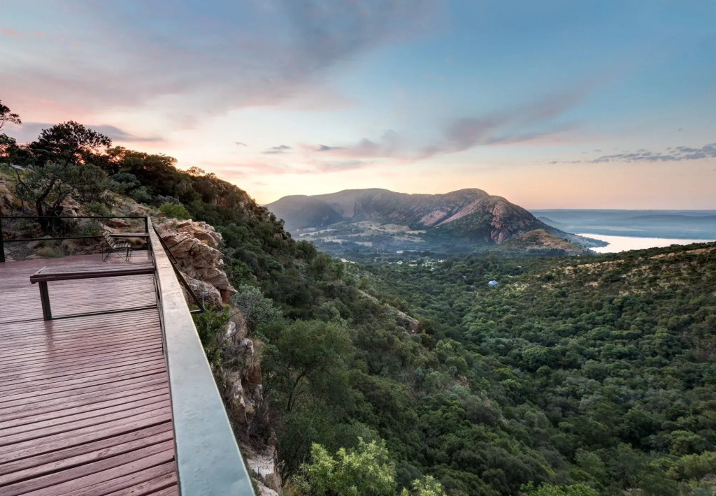 Курортный отель ANEW Resort Hunters Rest Rustenburg
