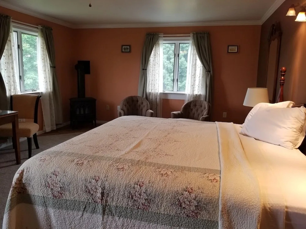 The Marshall House