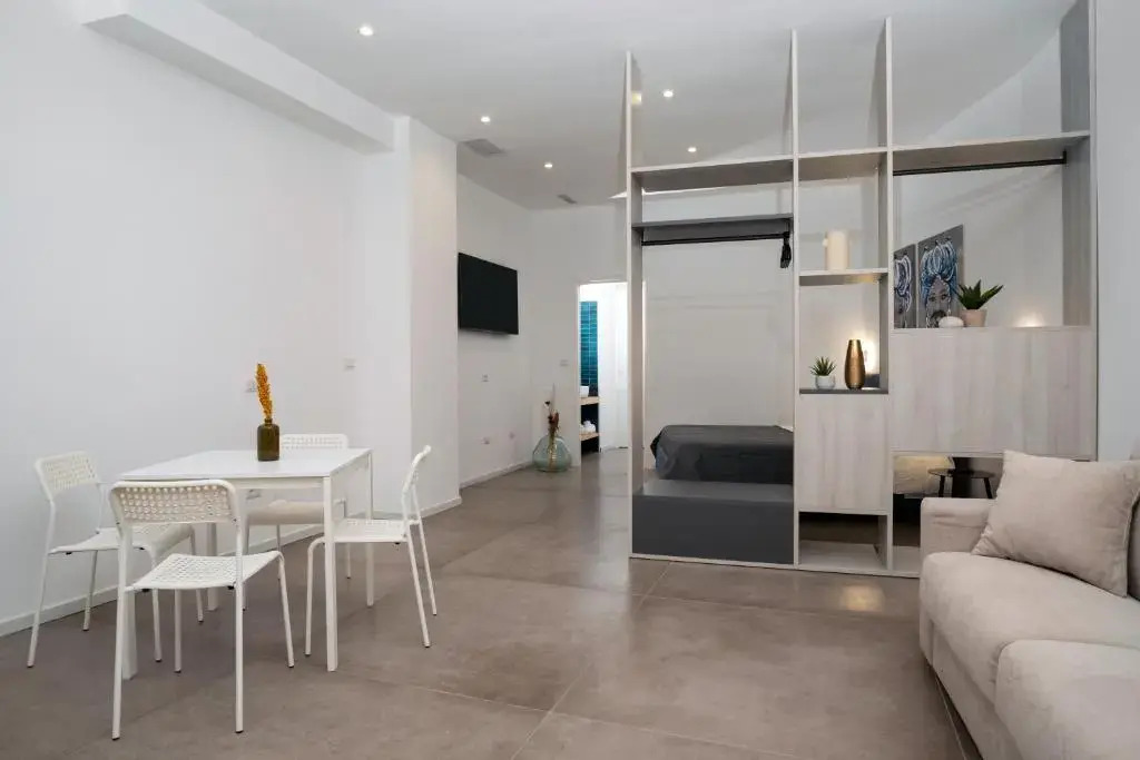 Taormina Center Suite 2
