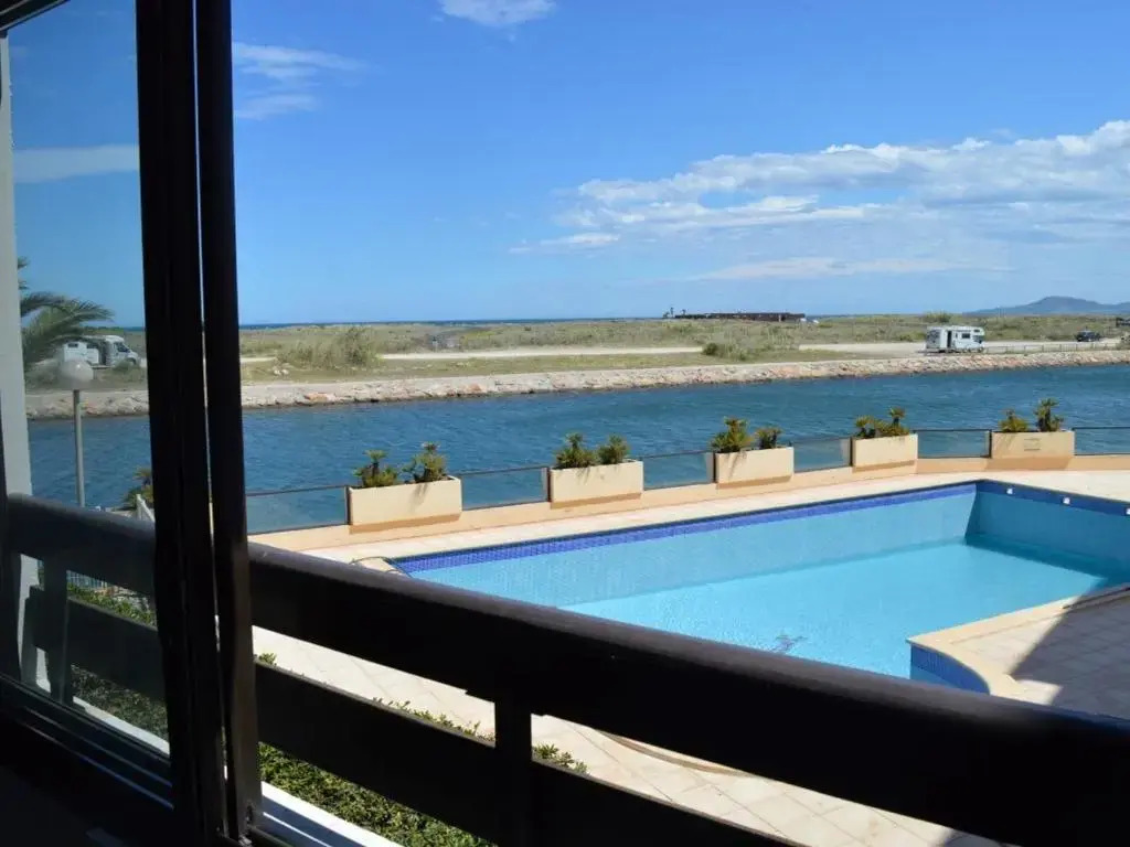 Appartement Saint-Cyprien, 2 pièces, 6 personnes - FR-1-225D-67