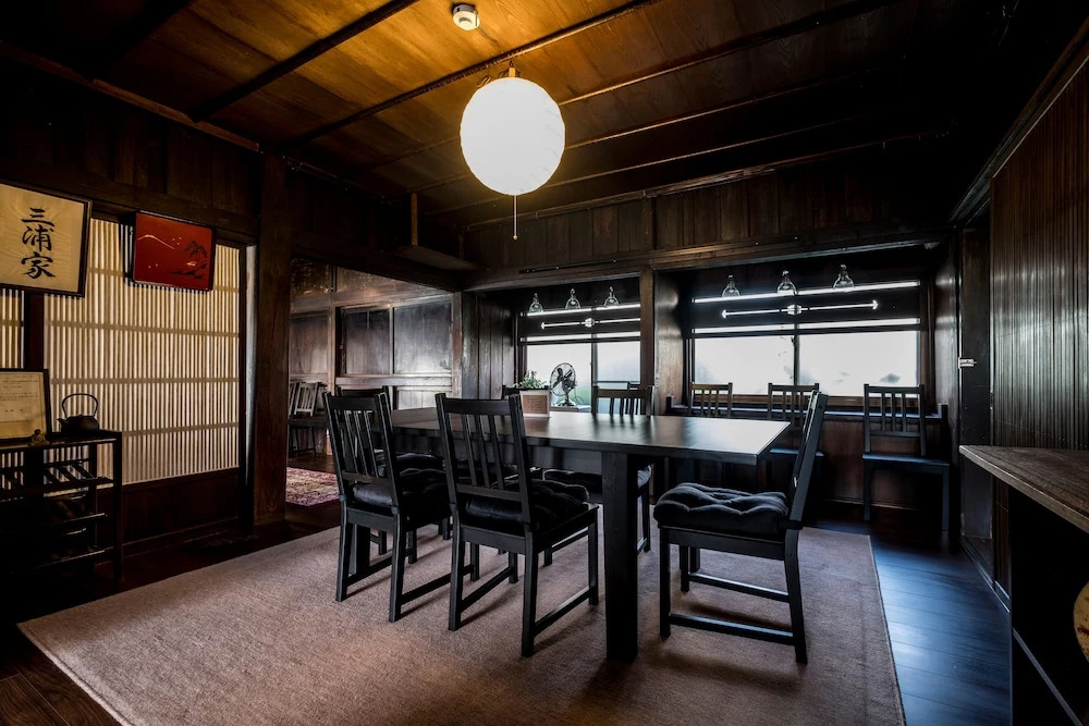 Classic Japan Living Miuraya