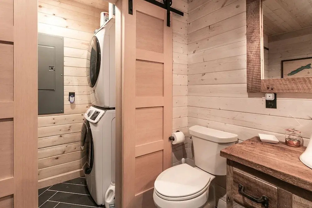 Cedar Brae Chalet Chalet 2 NW Comfy Cabins
