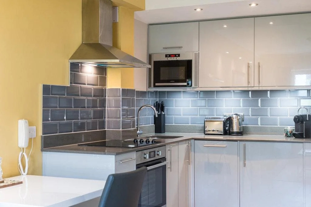 PREMIER SUITES Edinburgh Fountain Court