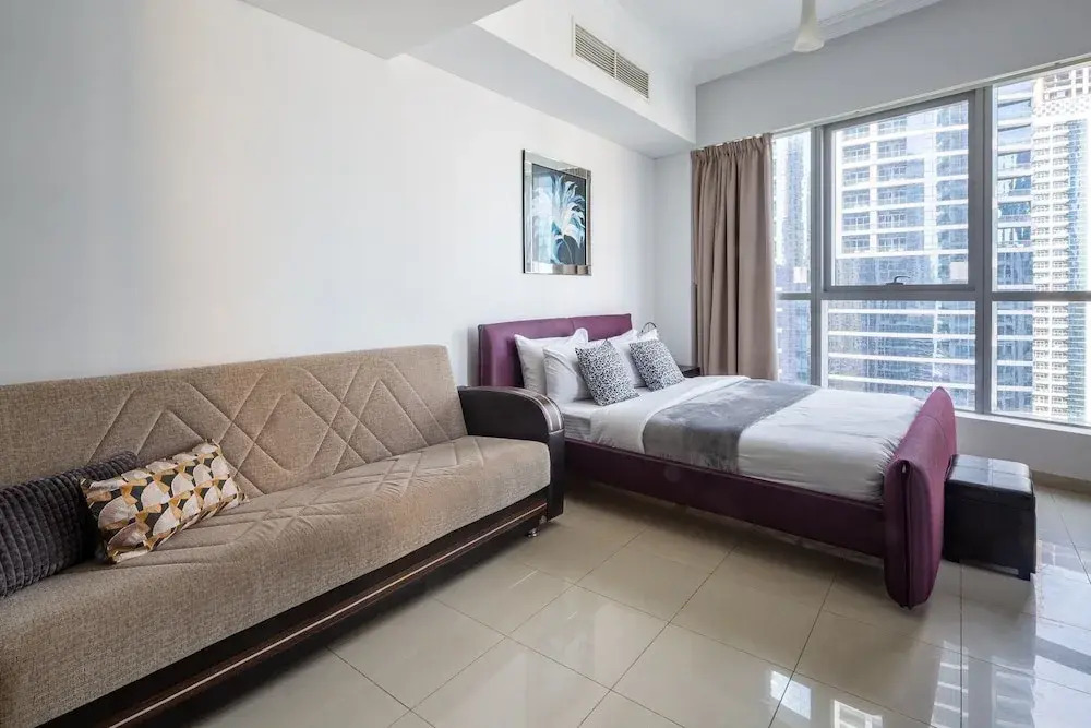 Modern Studio w/ Incredible Marina Views!