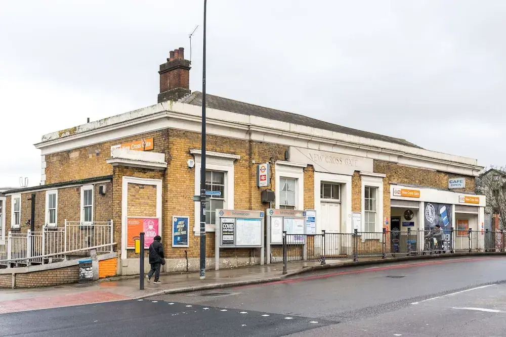 NEW Stylish 1 Bedroom Flat With Garden London