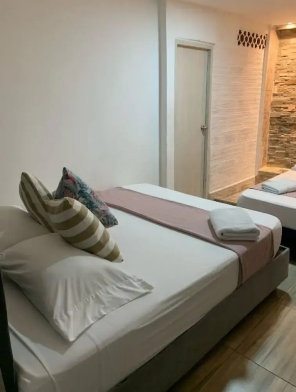Hostal Catalleya
