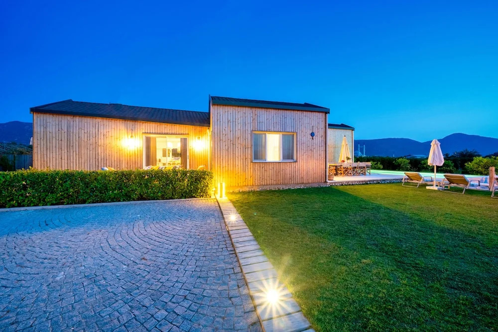 Jaden Farm House