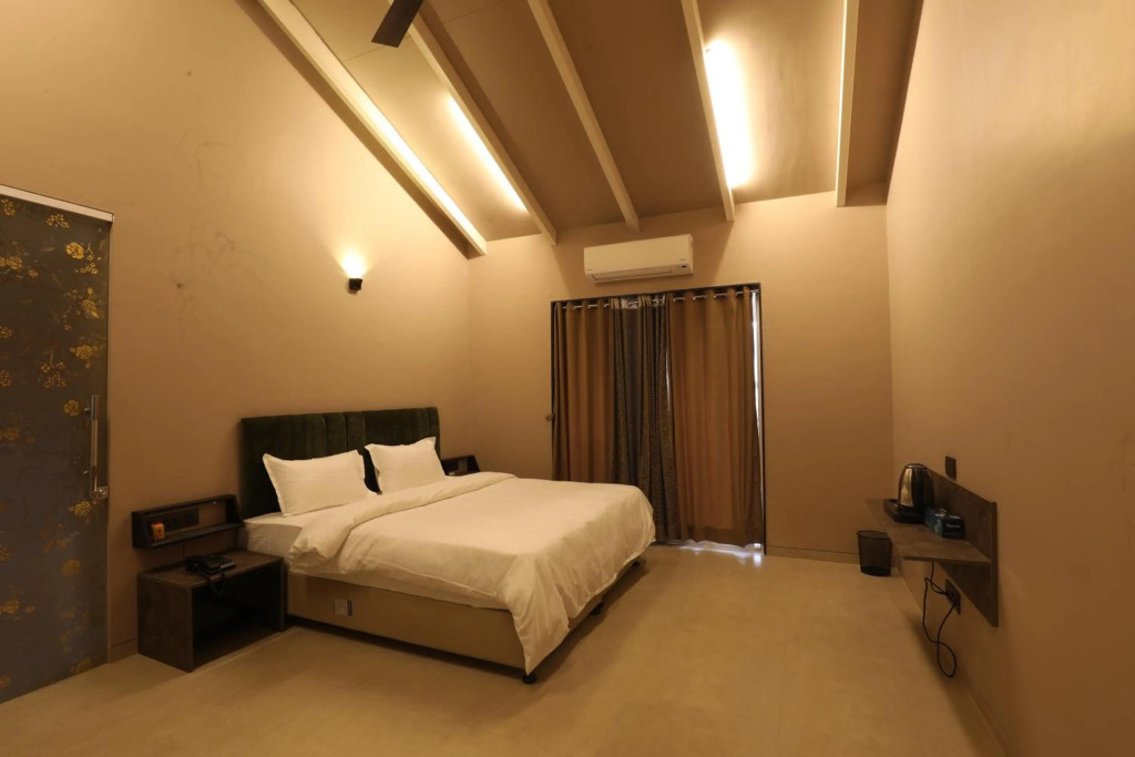 Isola Luxury Farm Suites