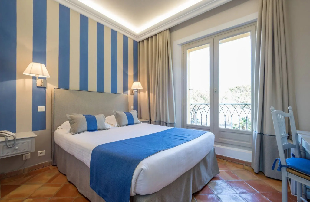 La Bastide Du Port - Hôtel de Charme