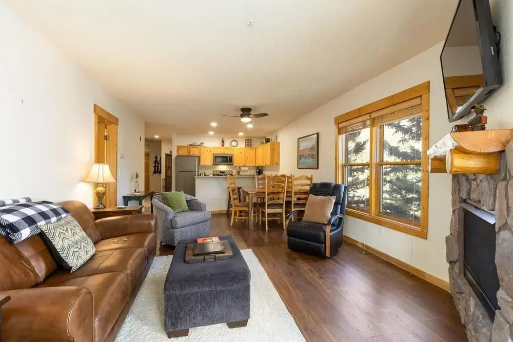 2658 Tenderfoot Lodge 2 Bedroom Condo by Redawning