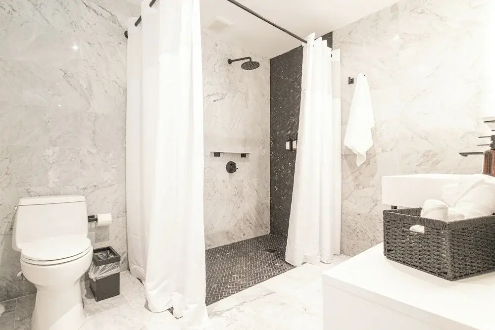 Portofino 4BD Suite Pool Resort Vibe