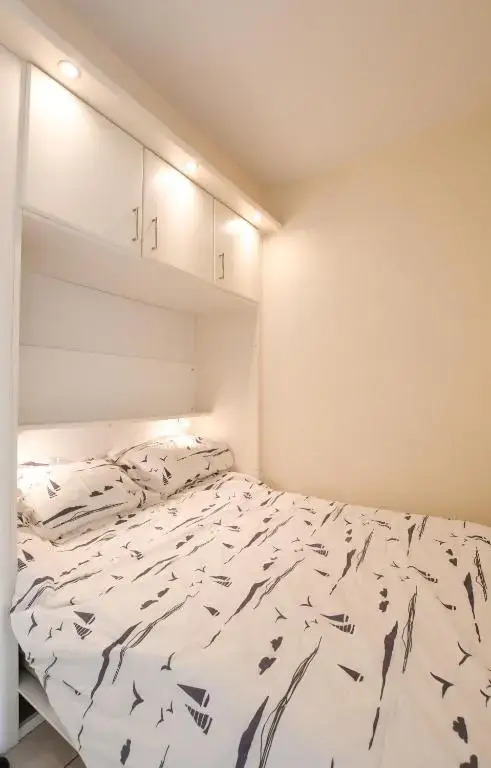 Appartement met zeezicht en verwarmd zwembad
