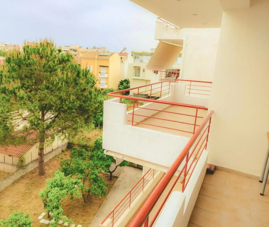 Summer Breeze Apartment in Kalamata