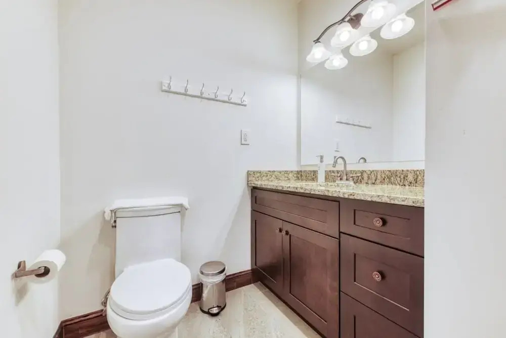 Sosuite 1BR Penthouse w W D Gym On-site Bar
