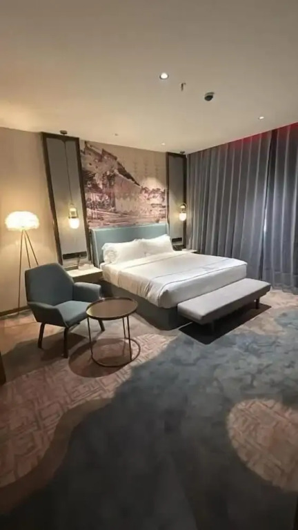 Golden New Hotel