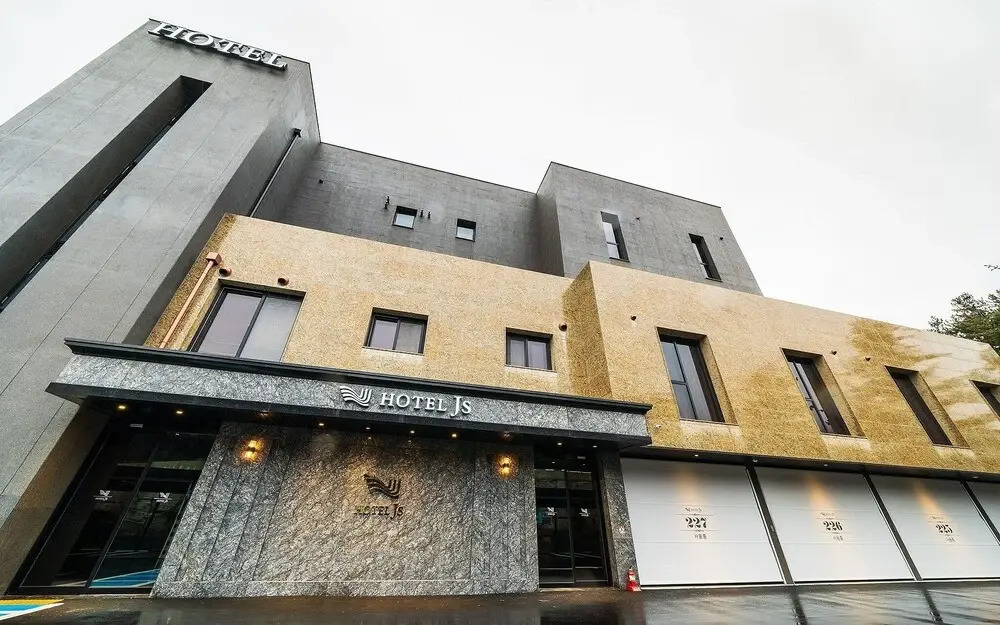 Yangju JS Hotel