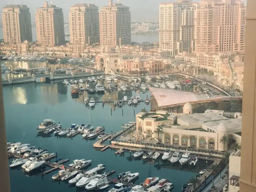 2 Bedroom Flat in the Heart of Qatar Pearl
