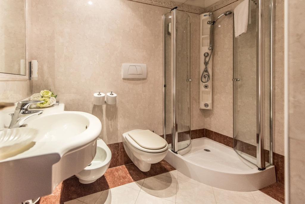Admiral Hotel Villa Erme