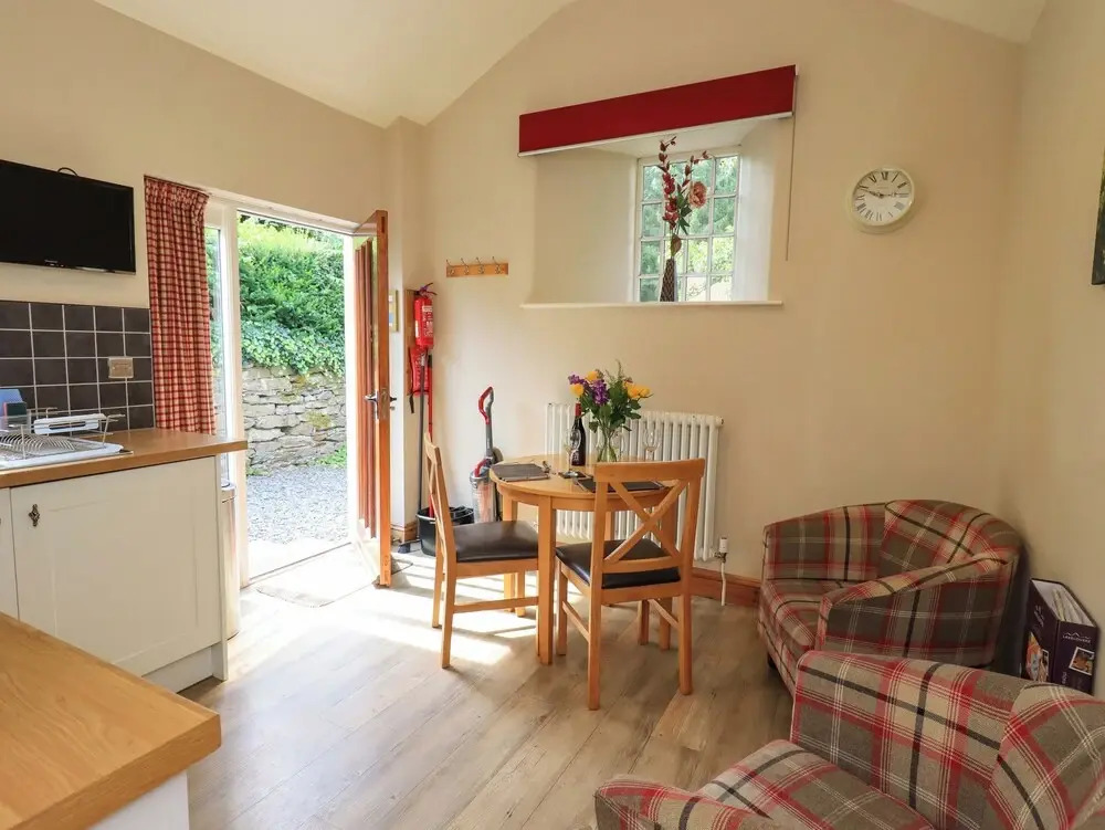 Abbots Reading Suite