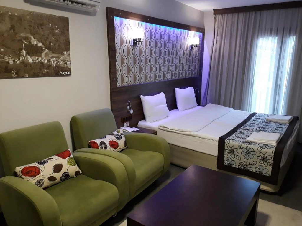 Dolphin Apart Hotel