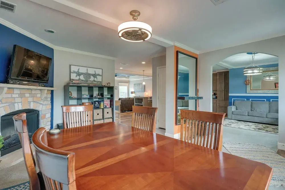 Canyon Lake Home w/ Spacious Deck & Backyard!